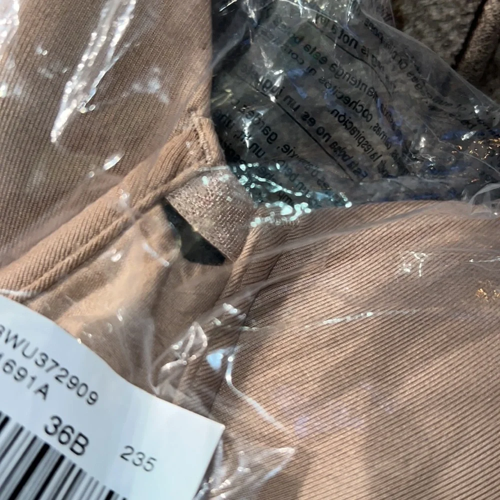 Warner’s Cloud 9‎ back smoothing T-shirt bra